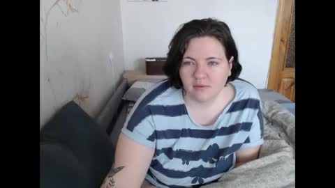 OlyaAndNetty online show from 02/22/25, 07:45