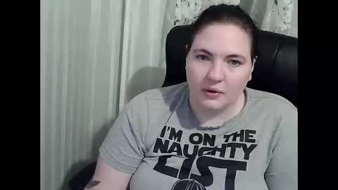 OlyaAndNetty online show from 10/11/25, 04:16