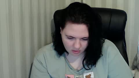 OlyaAndNetty online show from 10/20/25, 08:04