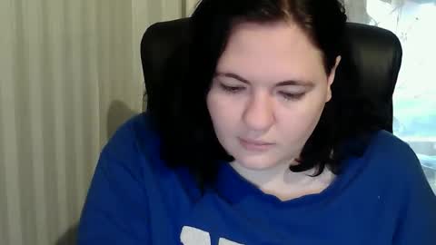 OlyaAndNetty online show from 10/22/25, 06:57