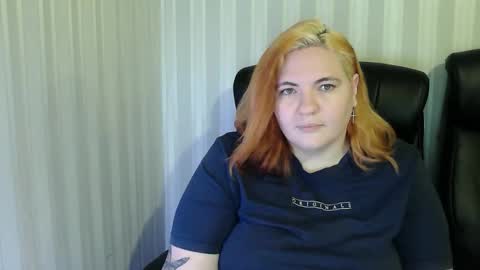 OlyaAndNetty online show from 12/18/25, 06:58