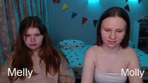 Snapshot of omellyoo chatting on 12/31/24, 05:51 MellY online show from 12/31/24, 05:51