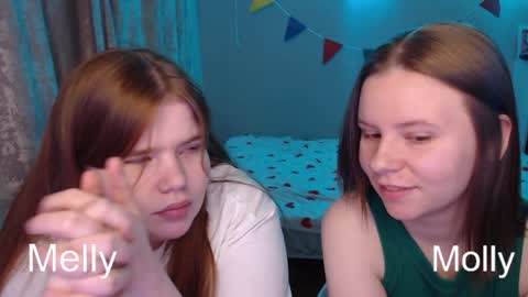 Snapshot of omellyoo chatting on 01/07/25, 02:19 MellY online show from 01/07/25, 02:19