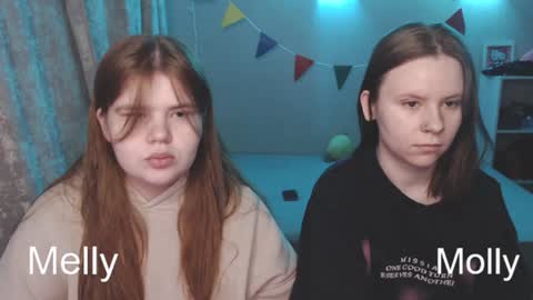 Snapshot of omellyoo chatting on 01/13/25, 12:13 MellY online show from 01/13/25, 12:13