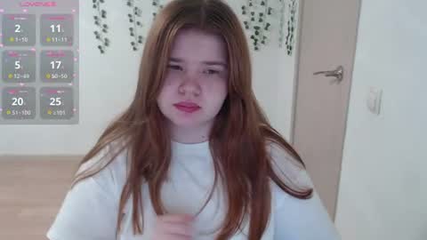 Snapshot of omellyoo chatting on 07/11/26, 08:39 MellY online show from 07/11/26, 08:39