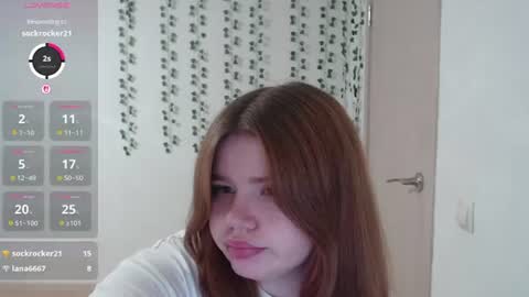 Snapshot of omellyoo chatting on 07/11/26, 10:44 MellY online show from 07/11/26, 10:44