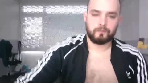 Snapshot of omgwhereim chatting on 01/12/25, 02:09 omgwhereim online show from 01/12/25, 02:09