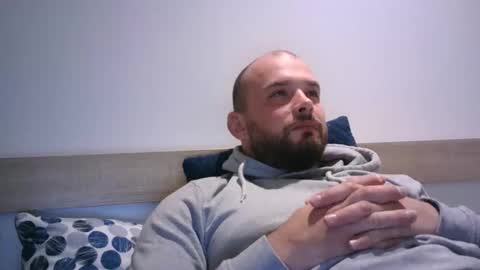 Snapshot of omgwhereim chatting on 09/13/25, 06:18 omgwhereim online show from 09/13/25, 06:18