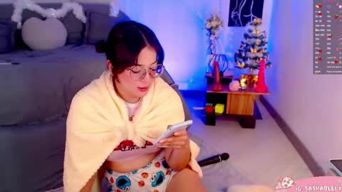 Snapshot of omgzarah chatting on 12/17/24, 11:05 Zarah 3 online show from 12/17/24, 11:05