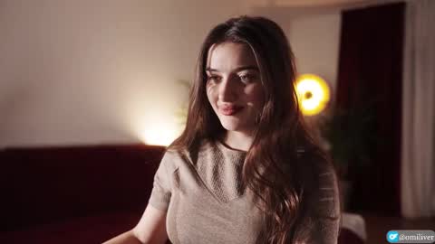    or    online show from 11/17/25, 06:35