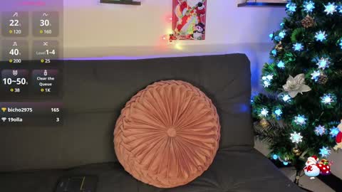 Violette online show from 12/19/24, 10:42