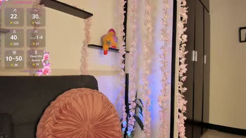 Violette online show from 02/01/25, 09:08