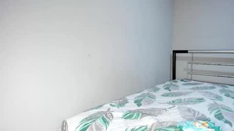 Violette online show from 11/17/25, 08:36