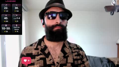Snapshot of ona_nisme chatting on 02/12/25, 10:35 ona nisme online show from 02/12/25, 10:35
