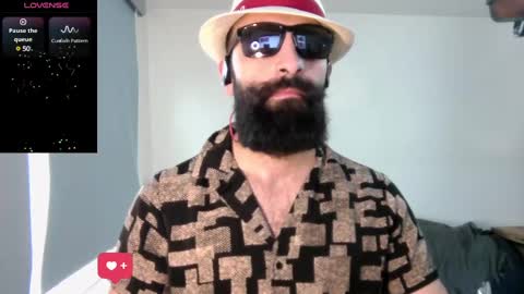 Snapshot of ona_nisme chatting on 02/15/25, 11:28 ona nisme online show from 02/15/25, 11:28