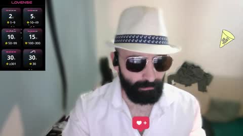 Snapshot of ona_nisme chatting on 10/26/25, 05:08 ona nisme online show from 10/26/25, 05:08