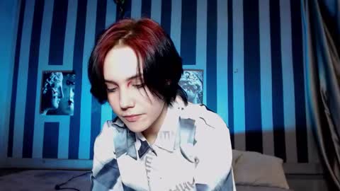 onaloon online show from 10/20/25, 07:42