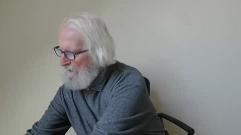 Somewhere over the rainbow online show from 02/16/25, 02:43