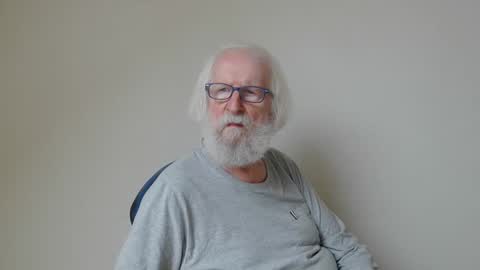 Somewhere over the rainbow online show from 02/18/25, 01:22