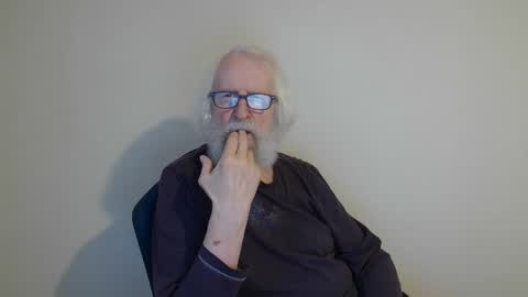 Somewhere over the rainbow online show from 03/10/25, 06:16