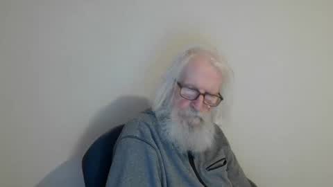 Somewhere over the rainbow online show from 01/09/26, 03:59