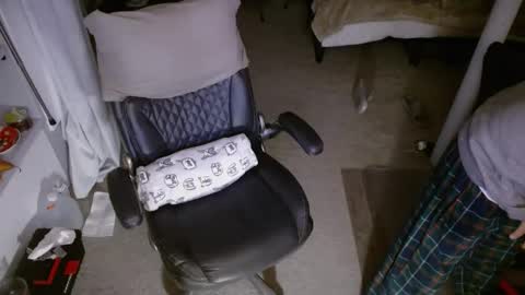 ondoko1234 online show from 04/05/26, 08:44