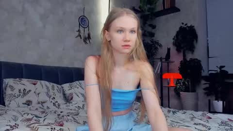 Ana online show from 03/02/25, 07:23