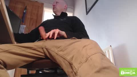 one balled wonder online show from 03/10/26, 07:24