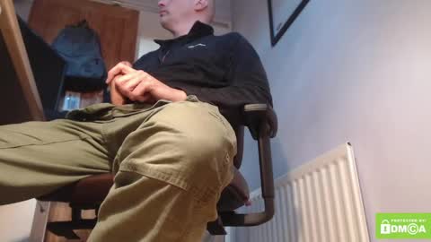 one balled wonder online show from 03/31/26, 03:56