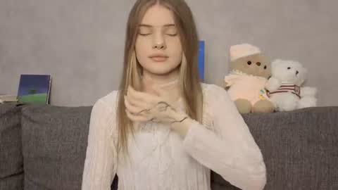 Eva online show from 07/04/26, 01:39