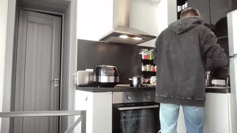 Snapshot of one_punch_cum chatting on 03/08/25, 01:36 couple Lu sexy chick in middle and Jimmyblonde our friend Brianglasses online show from 03/08/25, 01:36