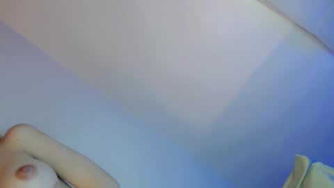 Snapshot of one_sweet_day18 chatting on 11/14/25, 05:39 jessy online show from 11/14/25, 05:39