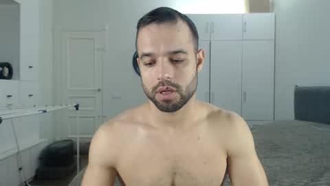 Snapshot of onebestlover chatting on 11/27/25, 06:48 onebestlover online show from 11/27/25, 06:48