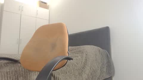 Snapshot of onebestlover chatting on 11/28/25, 10:40 onebestlover online show from 11/28/25, 10:40