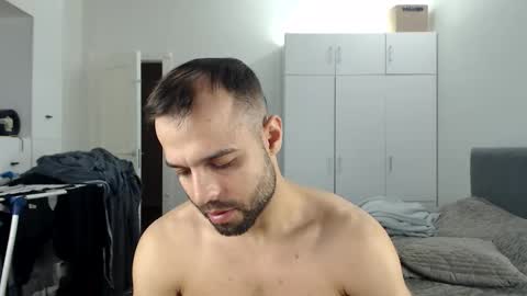 Snapshot of onebestlover chatting on 12/02/25, 10:09 onebestlover online show from 12/02/25, 10:09