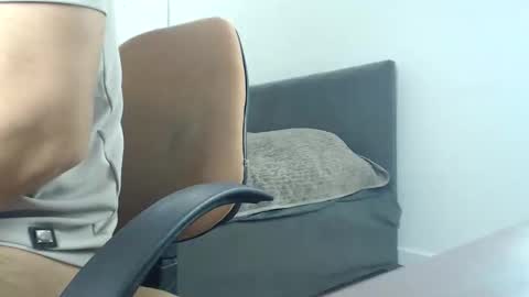 onebestlover online show from 04/03/26, 08:34