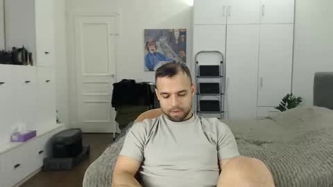 onebestlover online show from 04/21/26, 08:42