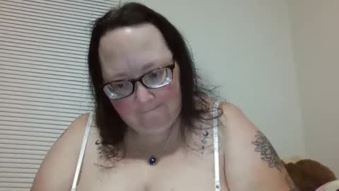 Pixie online show from 02/05/25, 03:23