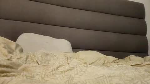 oneeyesnake1843142 online show from 09/29/25, 02:11