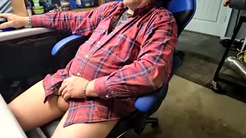 Unpredictable online show from 12/25/24, 10:17