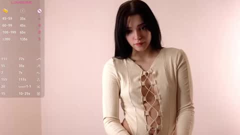 Snapshot of onemoreecall chatting on 02/17/25, 11:44 Lexi online show from 02/17/25, 11:44