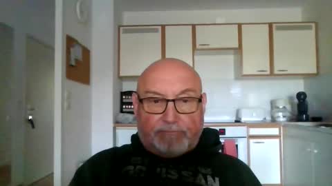 Snapshot of onemoretimebis chatting on 06/11/26, 06:44 Onemoretimebis online show from 06/11/26, 06:44
