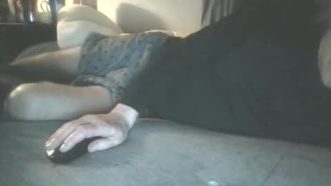 Oneofmany online show from 03/25/26, 08:53