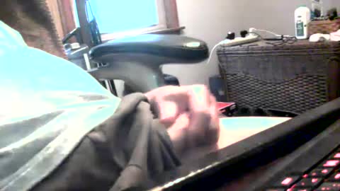 Snapshot of oneyedjackin chatting on 10/07/25, 09:56 oneyedjackin online show from 10/07/25, 09:56