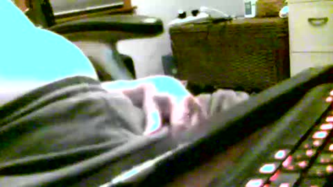 Snapshot of oneyedjackin chatting on 10/13/25, 01:05 oneyedjackin online show from 10/13/25, 01:05