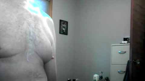 Snapshot of oneyedjackin chatting on 10/26/25, 12:33 oneyedjackin online show from 10/26/25, 12:33