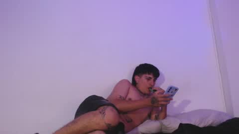 onixandghosty online show from 04/21/26, 01:42