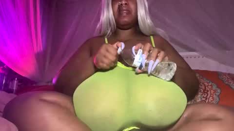 onlineerica online show from 04/13/26, 04:51