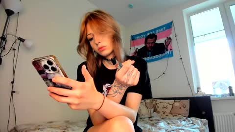 Snapshot of only_iva21 chatting on 05/20/26, 03:51 Iva online show from 05/20/26, 03:51
