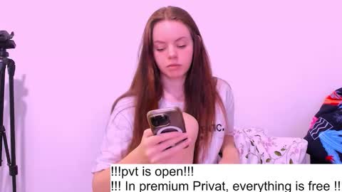 only_sarah1 online show from 10/24/25, 11:01